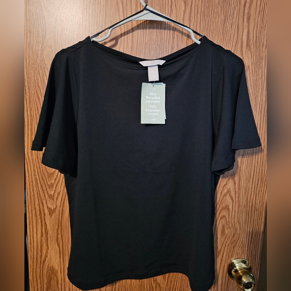 Black Short Sleeve Blouse
